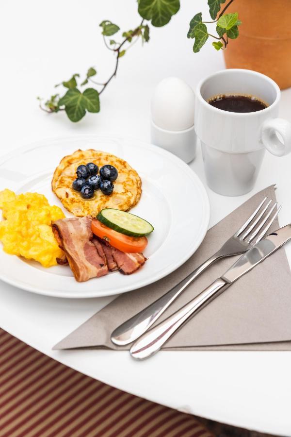 Hotell Klockargarden เทลแบิร์ก ภายนอก รูปภาพ
